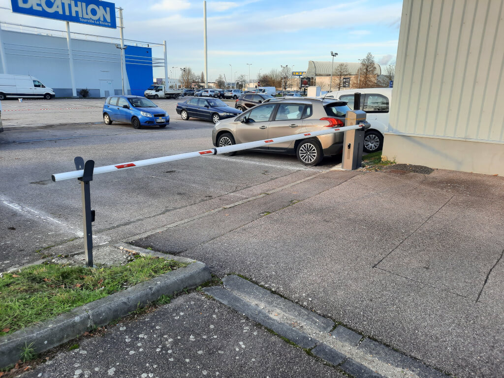 Barrière automatique levante à Abbeville par UCS Fermetures